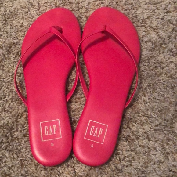 hot pink flip flops